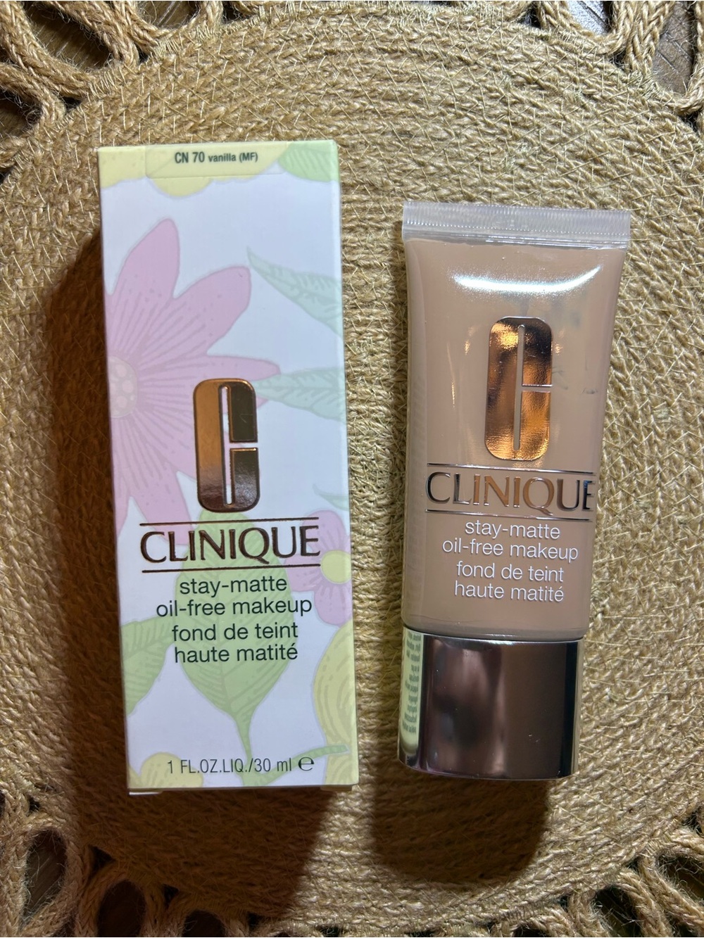NEW Clinique Stay-Matte Oil-Free Makeup Foundation CN70 Vanilla (MF)
